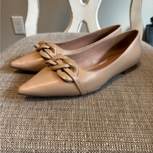 LINEA Paolo ‘Nora’ Patent Chain Flats Size 8M - Picture 2 of 6